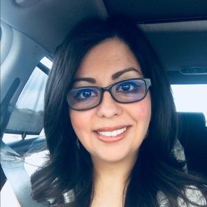 Meet your Posher, Sandy